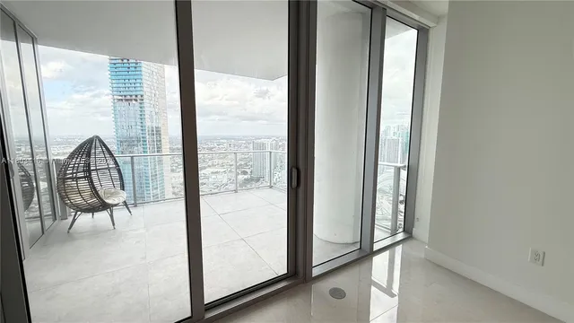$790,000 | 851 Northeast 1st Avenue, Unit 3700, Miami, FL 33132