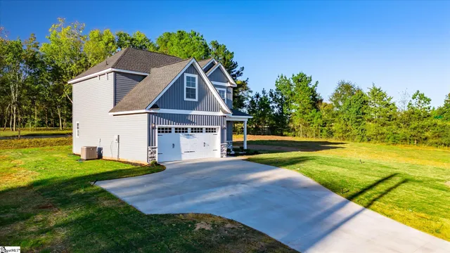 $305,000 | 631 Bethlehem Ridge Road, Pickens, SC 29671