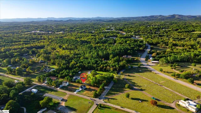 $305,000 | 631 Bethlehem Ridge Road, Pickens, SC 29671