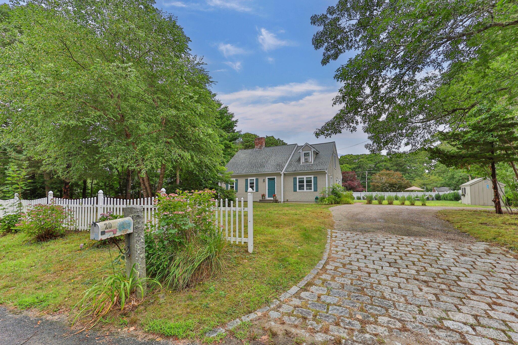 20 Ralyn Road Cotuit, MA 02635 - Photo 3 of 41 1-web-or-mls-20-ralyn-rd