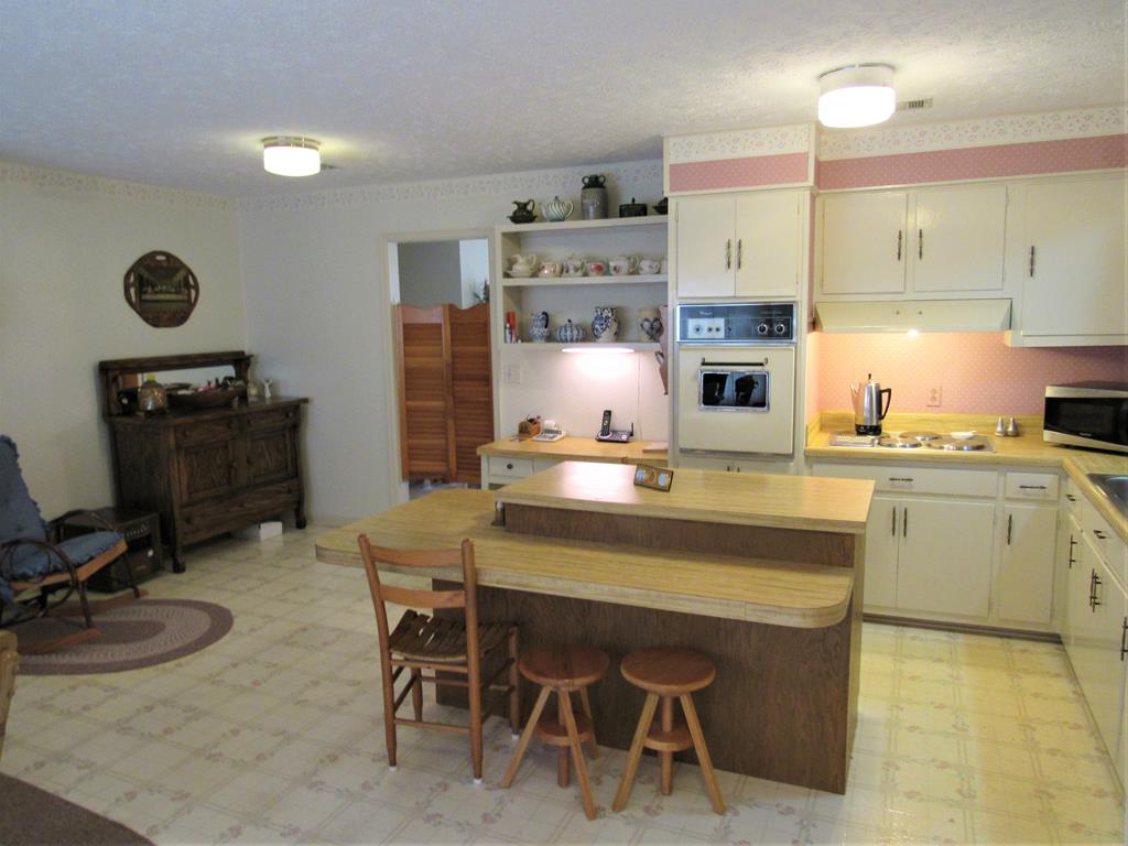 203 Robinhood Road Galax, VA 24333 - Photo 24 of 50 Gallery Image 24