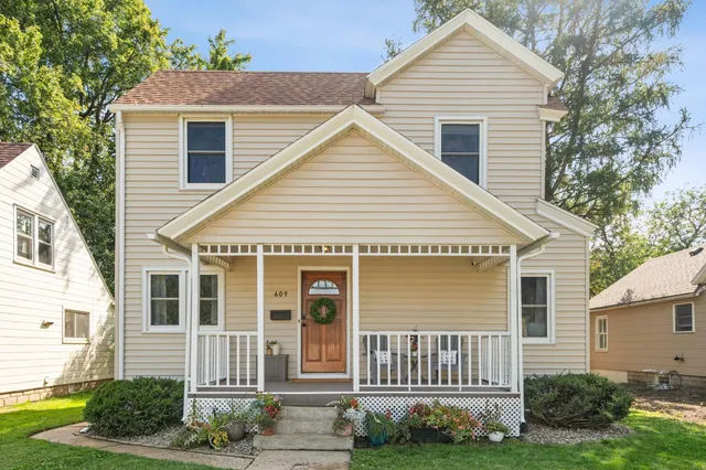 $210,000 | 609 11th Avenue Northwest, Austin, MN 55912