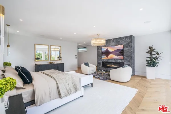 $109,750 | 525 North Camden Drive, Beverly Hills, CA 90210