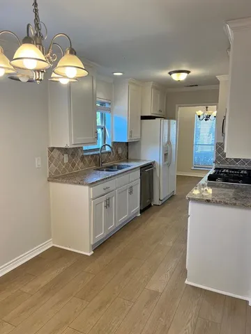 $2,500 | 443 Lowell Lane, Richardson, TX 75080