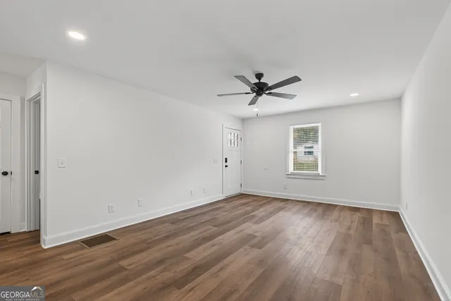 $1,500 | 491 Vine Street, Unit B, Madison, GA 30650