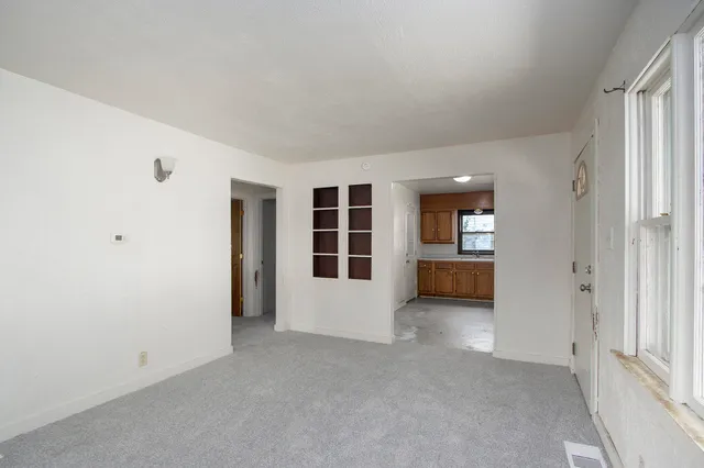 $850 | 205 Pleasant Street, Hartford, MI 49057