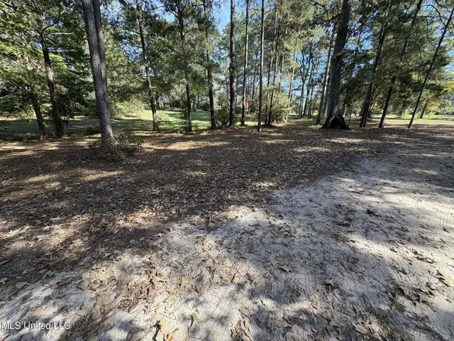 $159,900 | 104 Matthew Johnson Road, Wiggins, MS 39577