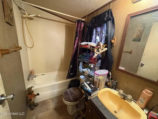 $159,900 | 104 Matthew Johnson Road, Wiggins, MS 39577