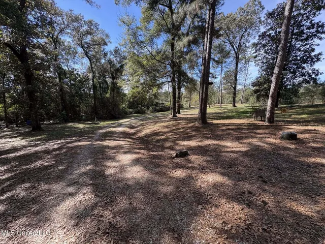 $159,900 | 104 Matthew Johnson Road, Wiggins, MS 39577