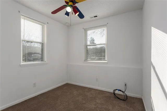 $159,900 | 808 South Mills Street, Independence, MO 64050