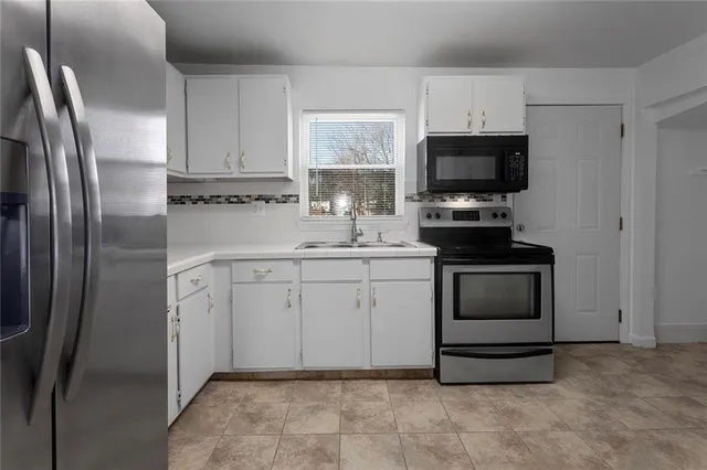 $159,900 | 808 South Mills Street, Independence, MO 64050