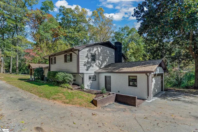 $365,000 | 200 Tucker Road, Spartanburg, SC 29306