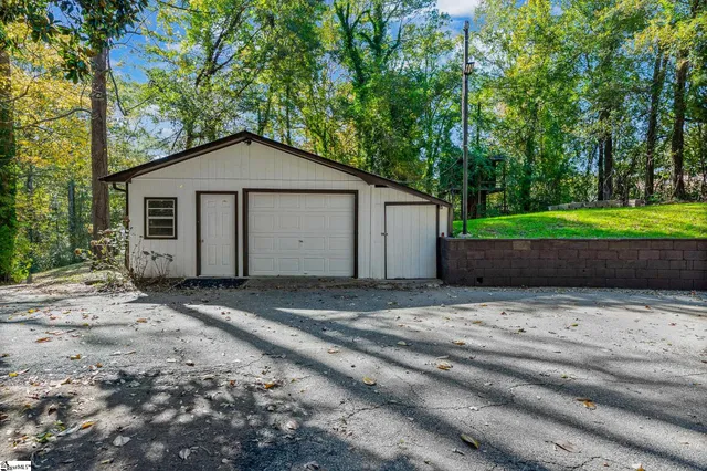 $365,000 | 200 Tucker Road, Spartanburg, SC 29306