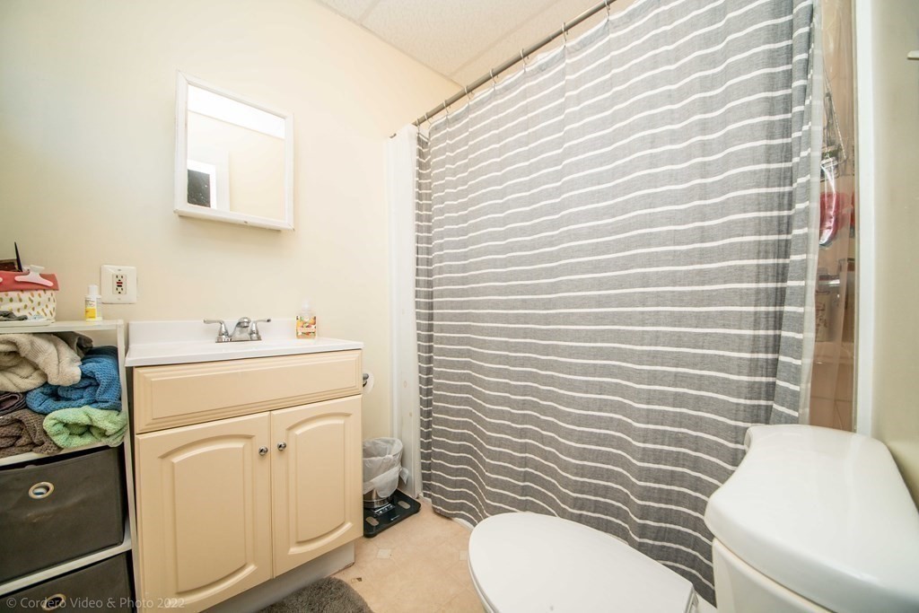 214 High Street Fall River, MA 02720 - Photo 8 of 42 Gallery Image 8