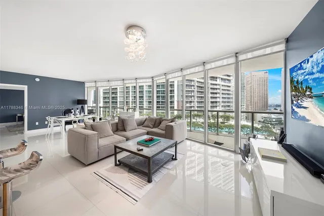 $5,500 | 495 Brickell Avenue, Unit 1704, Miami, FL 33131