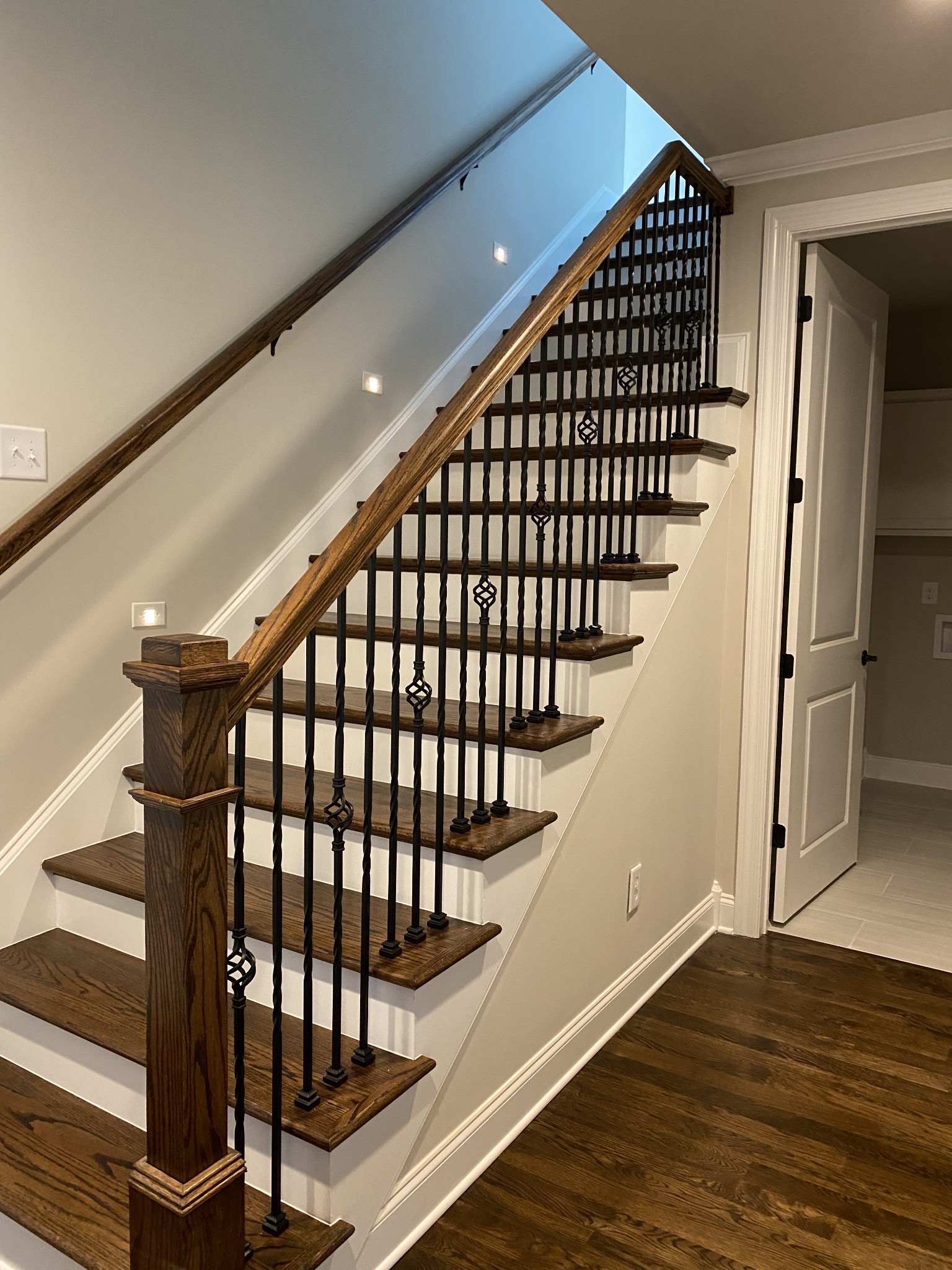 1058 Hideaway Road Columbia, TN 38401 - Photo 10 of 12 a view of entryway with wooden floor