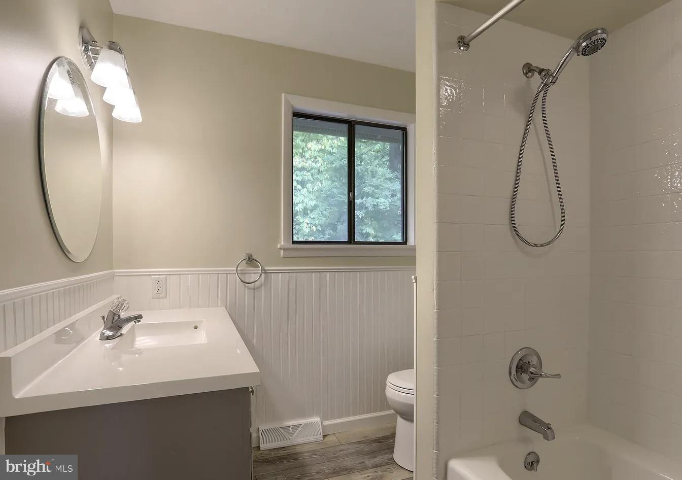 5 Club Road Wernersville, PA 19565 - Photo 6 of 17