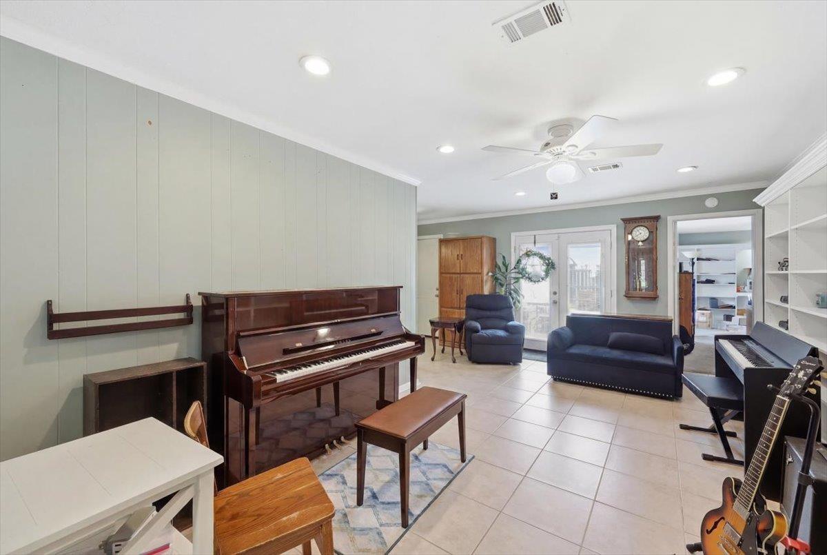 455 Georgetown Street Beaumont, TX 77707 - Photo 16 of 38