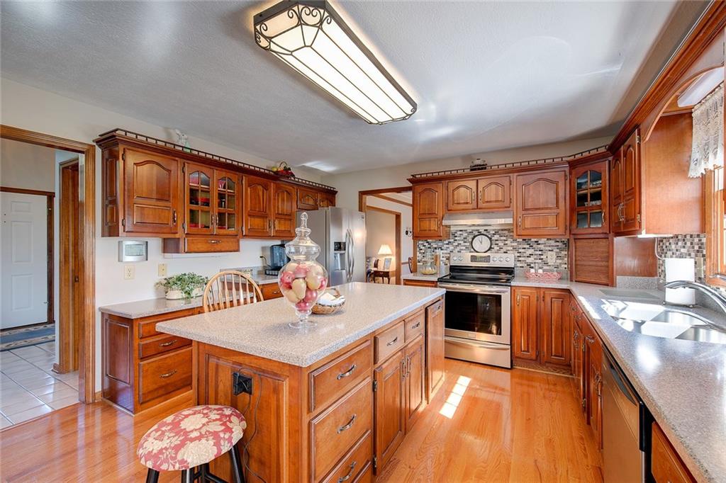 8815 Acton Road Indianapolis, IN 46259 - Photo 7 of 41 Gallery Image 7