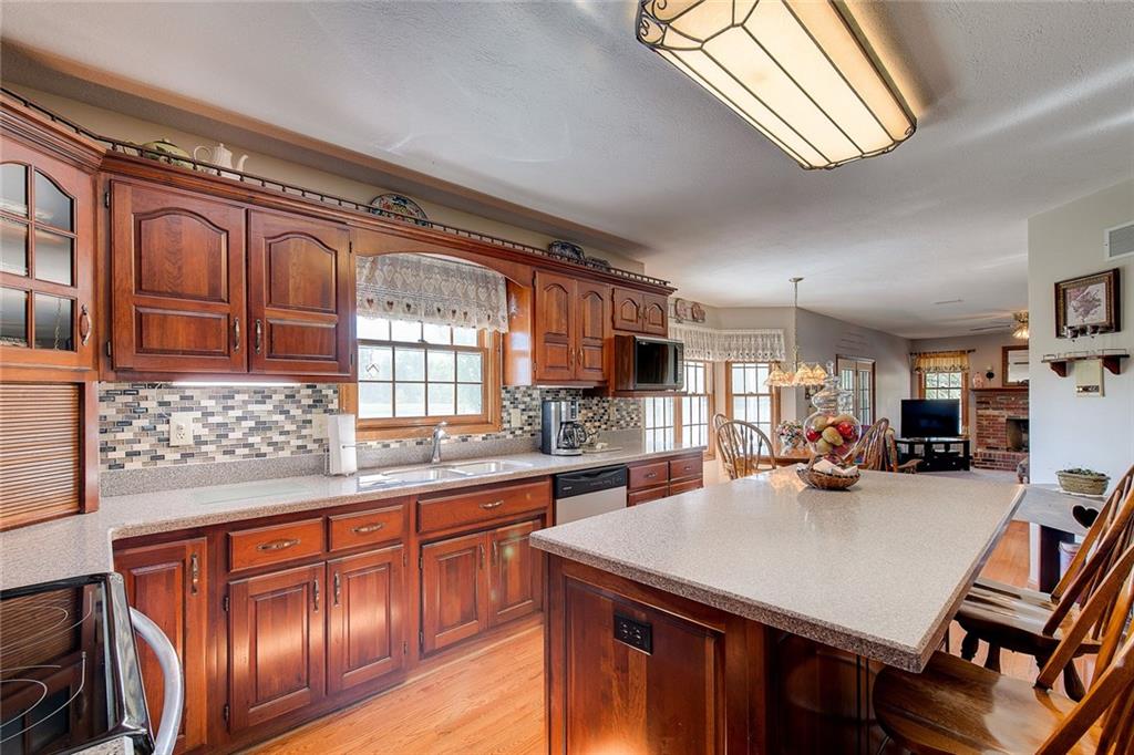 8815 Acton Road Indianapolis, IN 46259 - Photo 10 of 41 Gallery Image 10