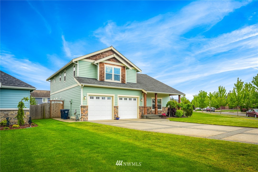 808 Red Maple Loop Everson, WA 98247 - Photo 2 of 31