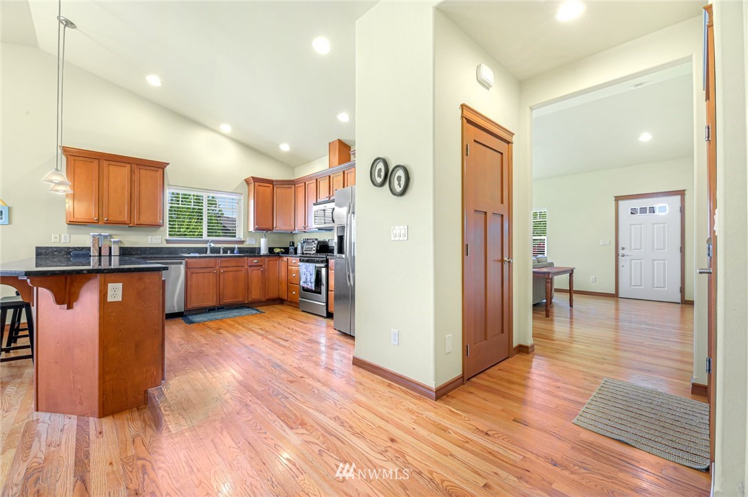 808 Red Maple Loop Everson, WA 98247 - Photo 8 of 31