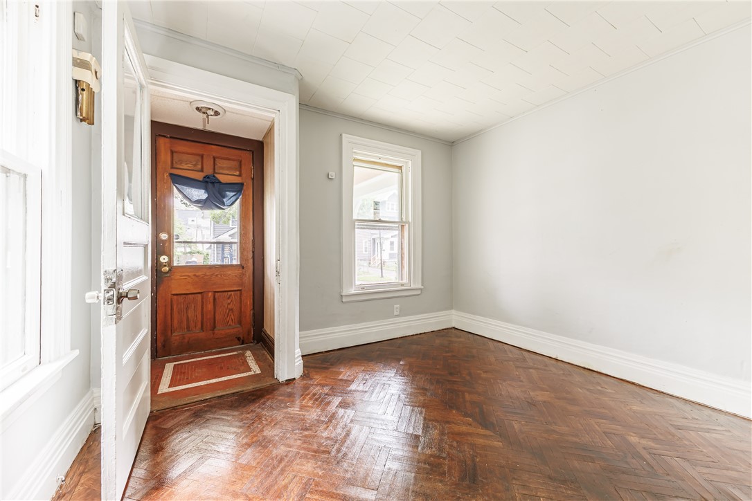 428 Magee Avenue Rochester, NY 14613 - Photo 7 of 30