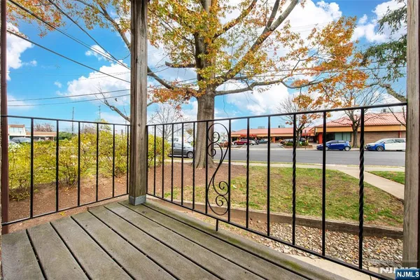 $1,800 | 79 Getty Avenue, Unit 4B, Clifton, NJ 07011