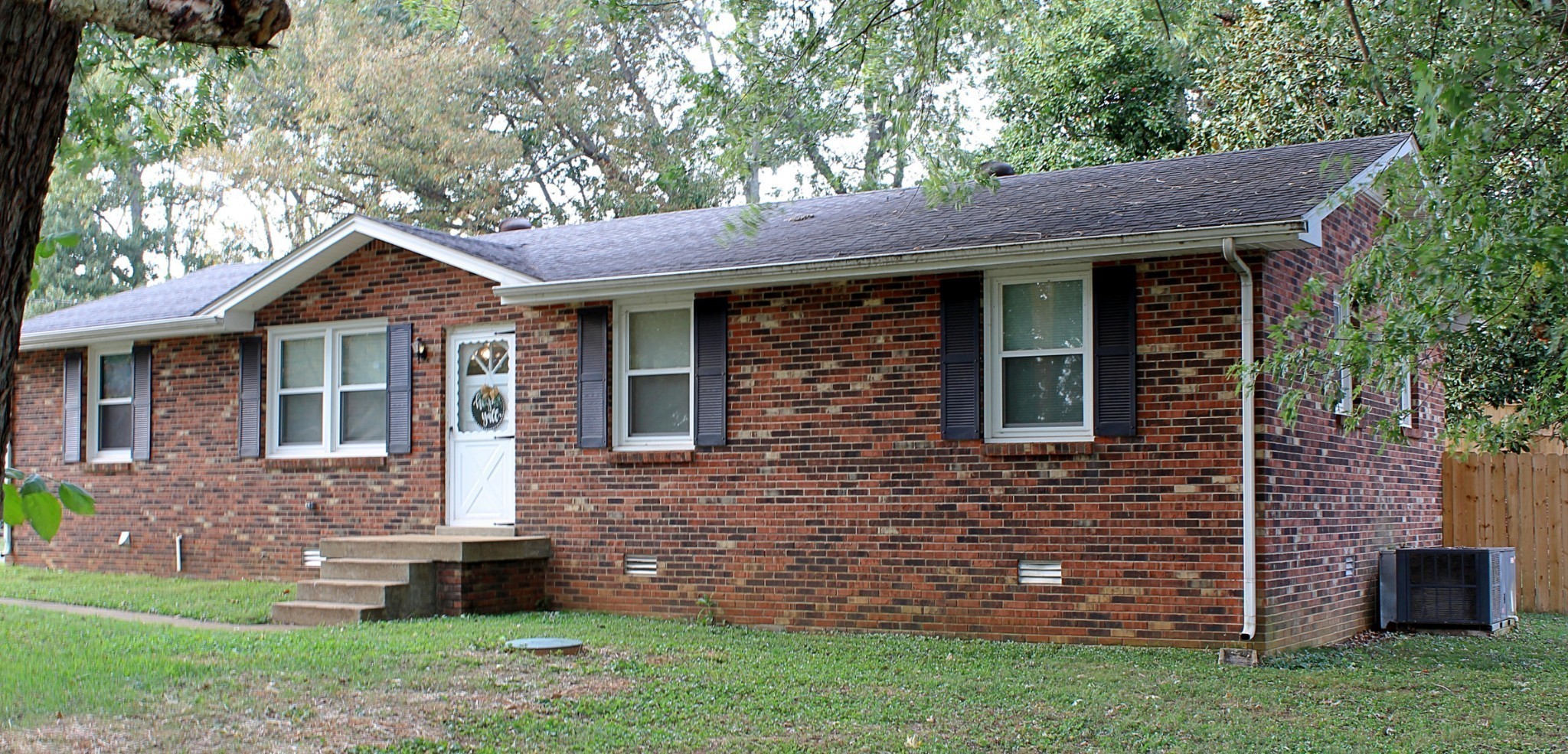 178 Honeysuckle Road Franklin, KY 42134 - Photo 2 of 31 Gallery Image 2