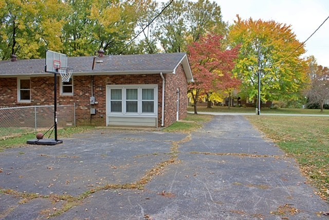 178 Honeysuckle Road Franklin, KY 42134 - Photo 28 of 31 Gallery Image 28