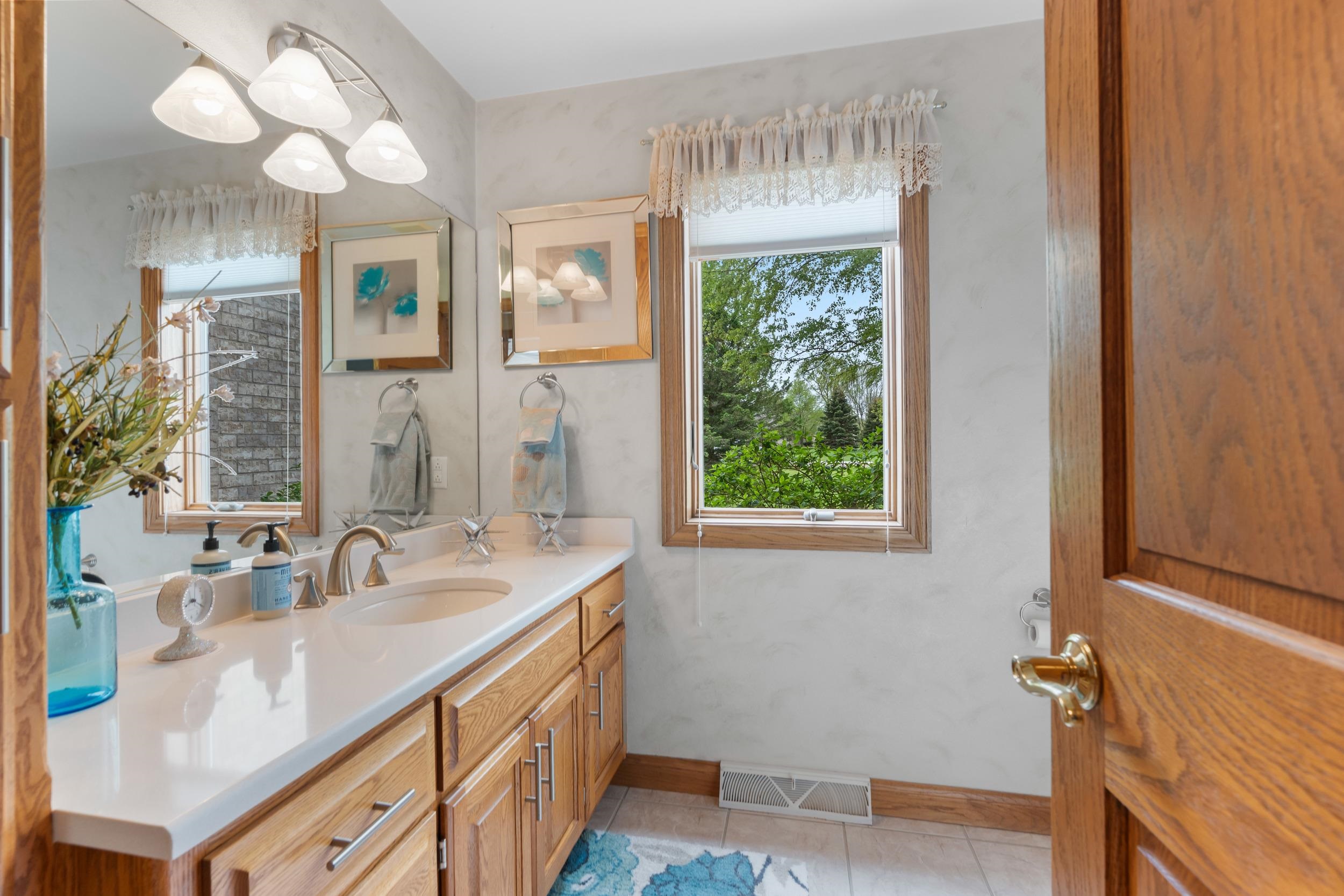 W8678 Hillview Road Hortonville, WI 54944 - Photo 20 of 68