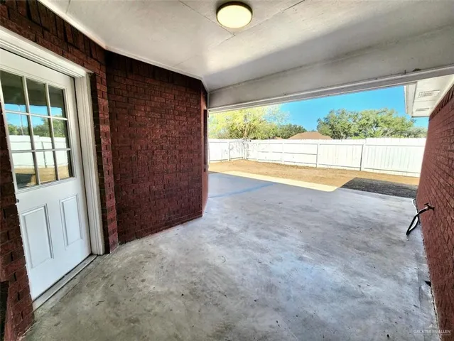 $1,750 | 2115 East 29th Street, Mission, TX 78574