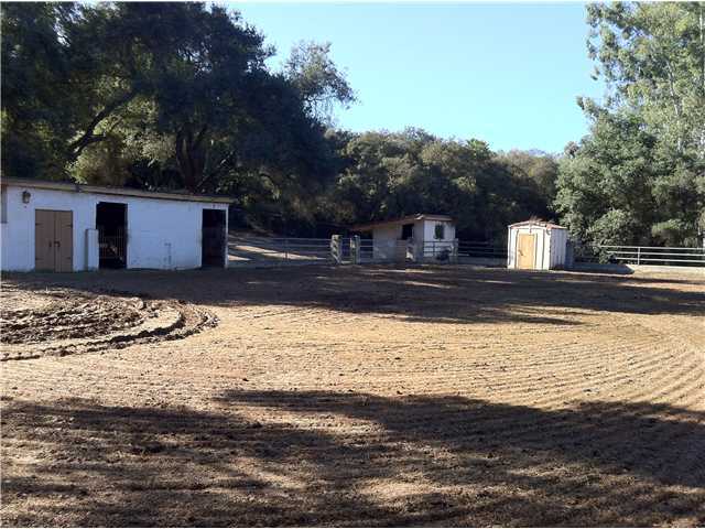 10310 Legend Rock Road Escondido, CA 92026 - Photo 11 of 13 Gallery Image 11