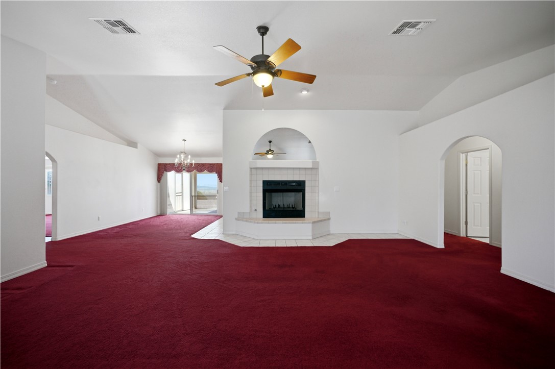 4399 Pinto Road Kingman, AZ 86401 - Photo 3 of 32