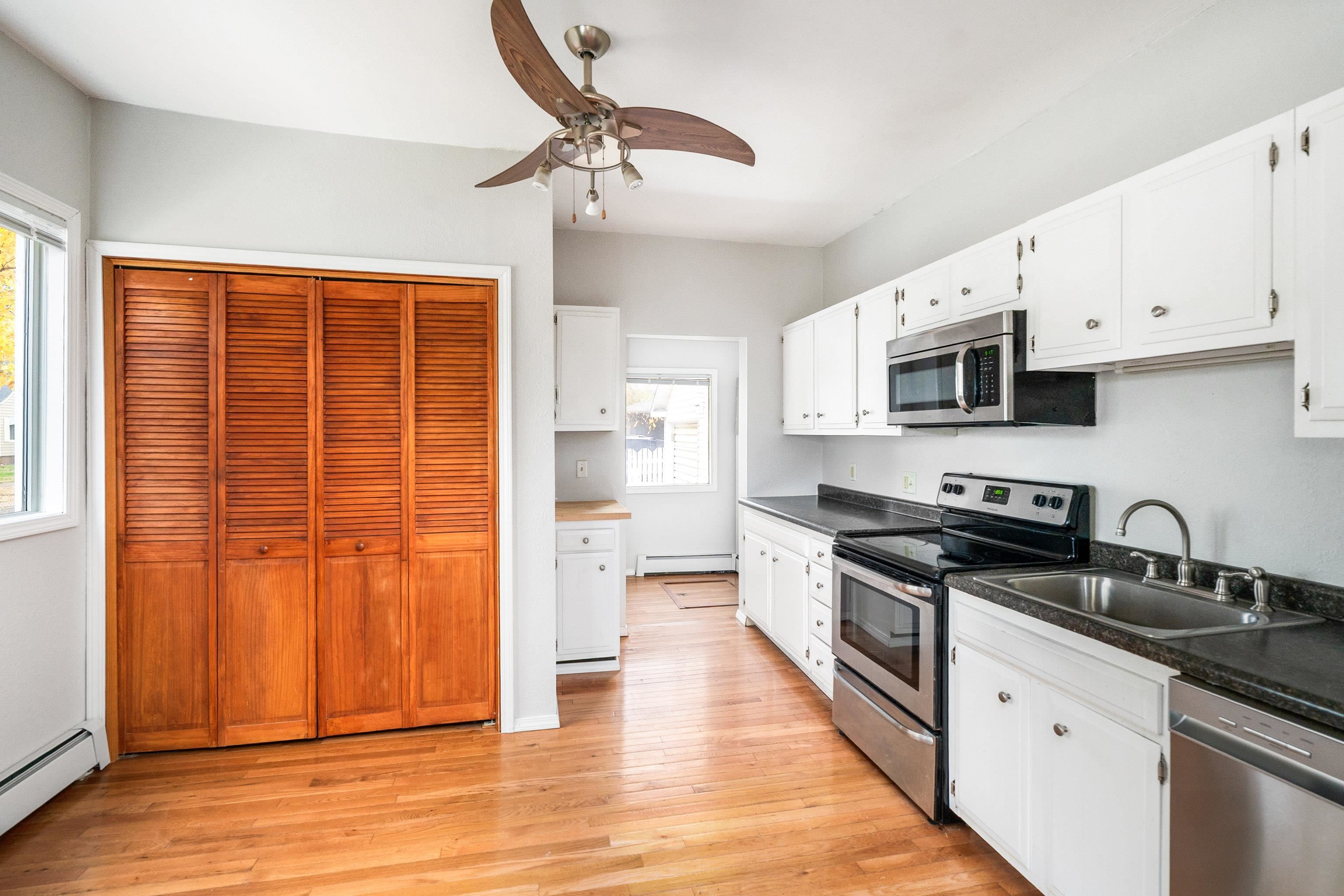 3019 North 23rd Street Superior, WI 54880 - Photo 6 of 14