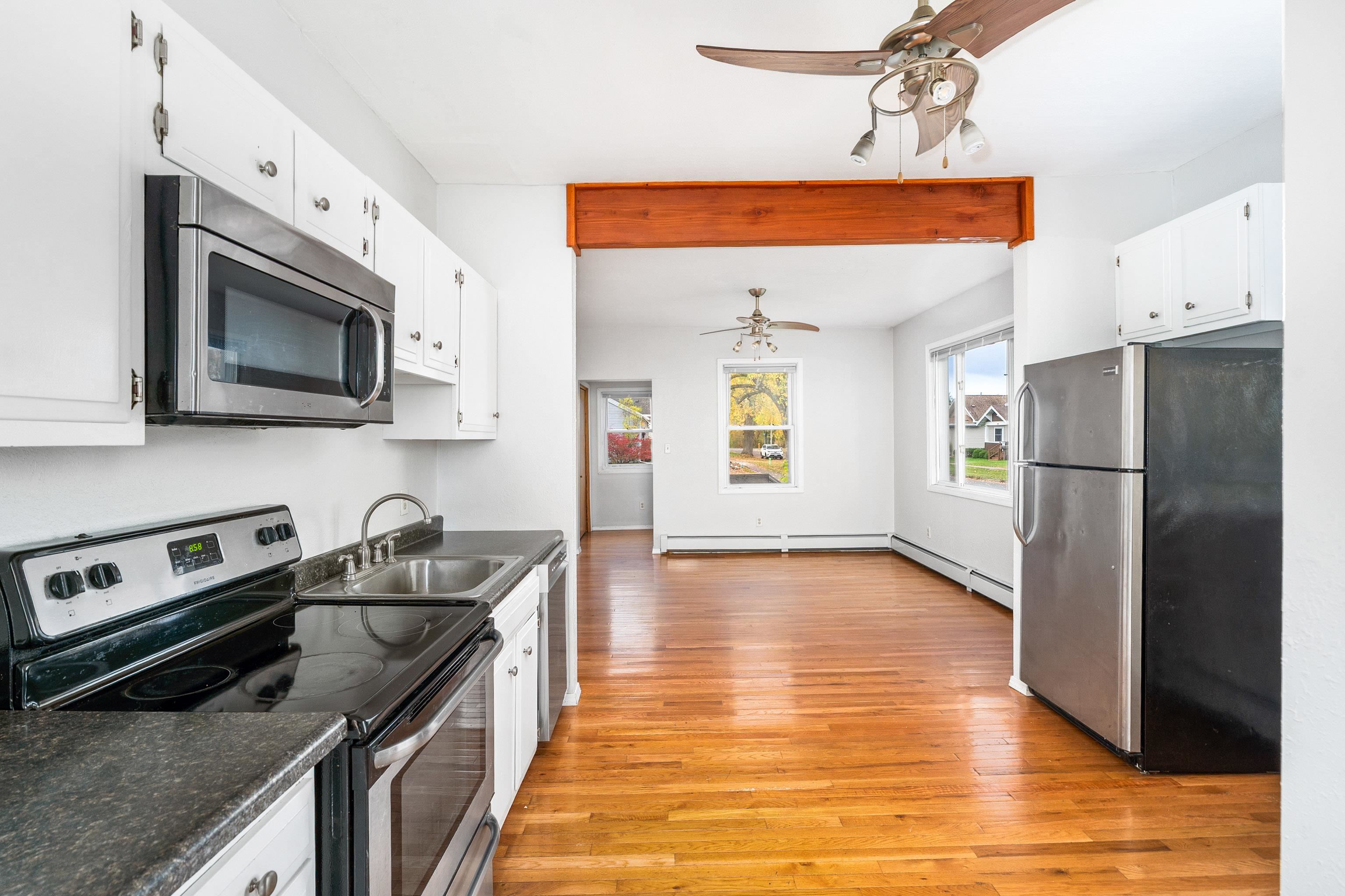 3019 North 23rd Street Superior, WI 54880 - Photo 7 of 14