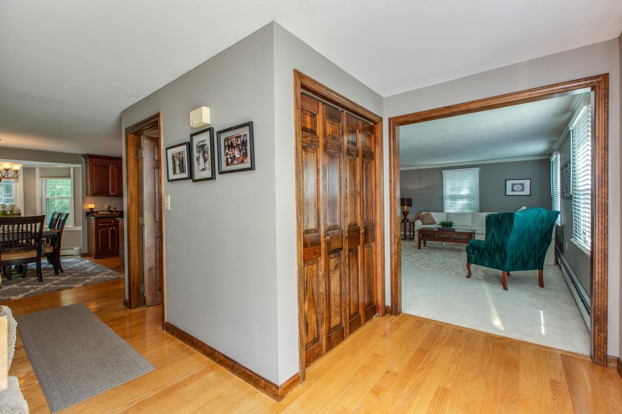 4 Welch Road Londonderry, NH 03053 - Photo 4 of 28