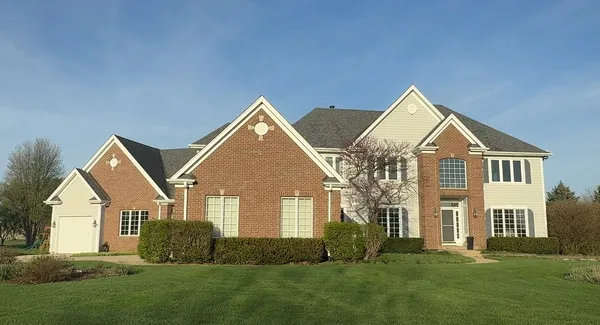 $1,229,000 | 4N918 West Woods Drive, St. Charles, IL 60175