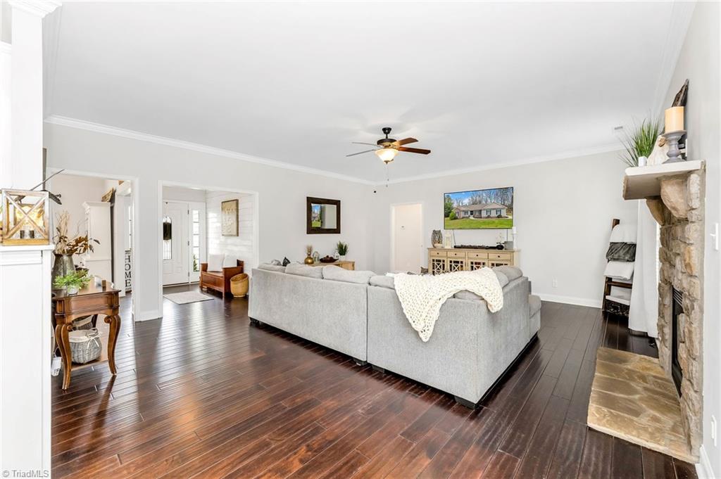 2228 Sparta Road North Wilkesboro, NC 28659 - Photo 11 of 47
