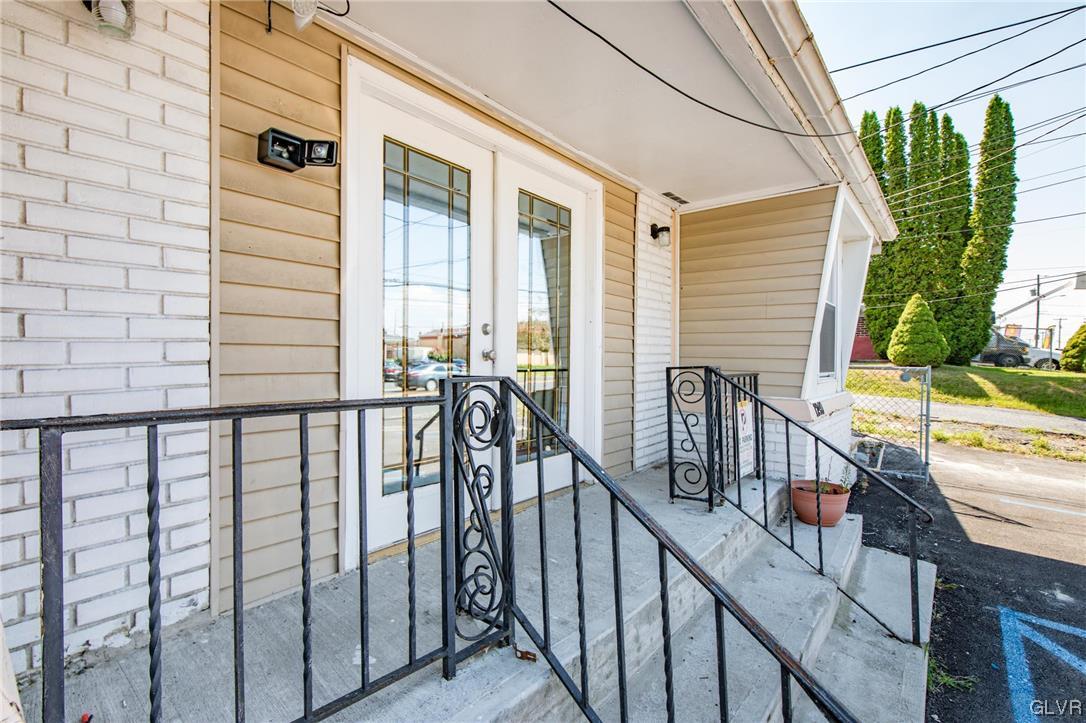 1240 Pembroke Road Bethlehem, PA 18017 - Photo 26 of 45 Gallery Image 26