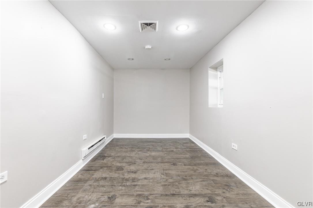 1240 Pembroke Road Bethlehem, PA 18017 - Photo 6 of 45 Gallery Image 6