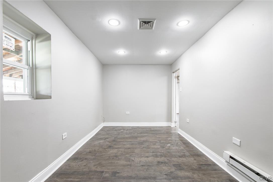 1240 Pembroke Road Bethlehem, PA 18017 - Photo 7 of 45 Gallery Image 7