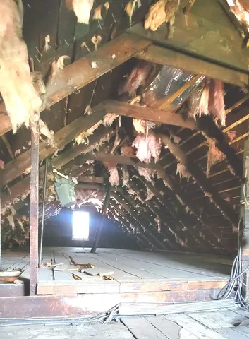 a view of an outdoor space