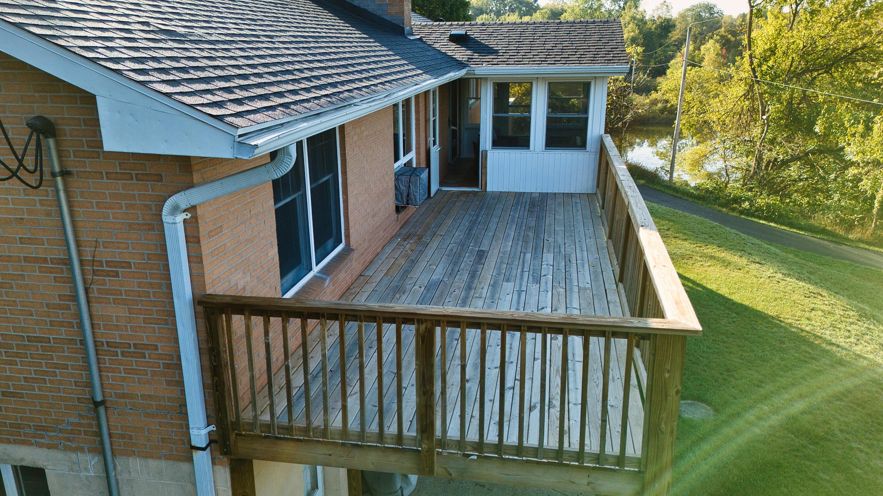 3400 Bird Lake Road South Osseo, MI 49266 - Photo 5 of 44 3400BirdLakeS - CDS - 9-27-25_40