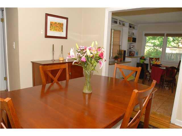 2178 Harwitch Road Upper Arlington, OH 43221 - Photo 3 of 11