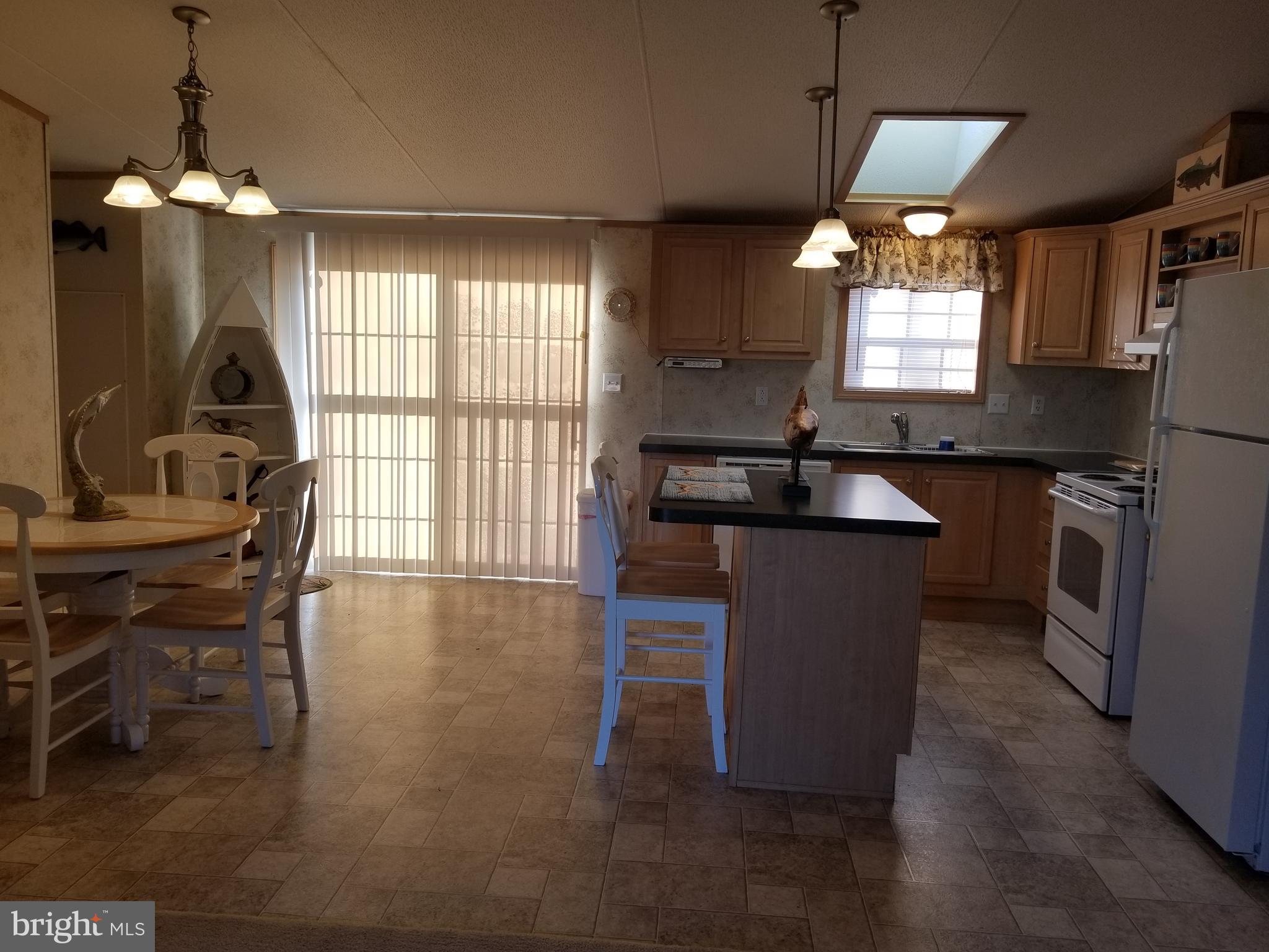 18624 Cool Spring Road Milton, DE 19968 - Photo 15 of 47 Dining Area & Kitchen