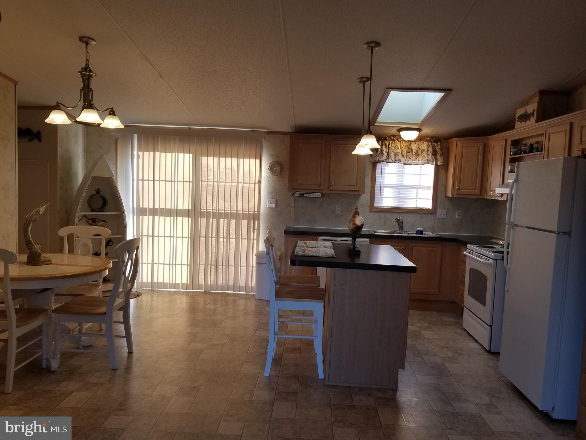 18624 Cool Spring Road Milton, DE 19968 - Photo 16 of 47 Dining Area & Kitchen