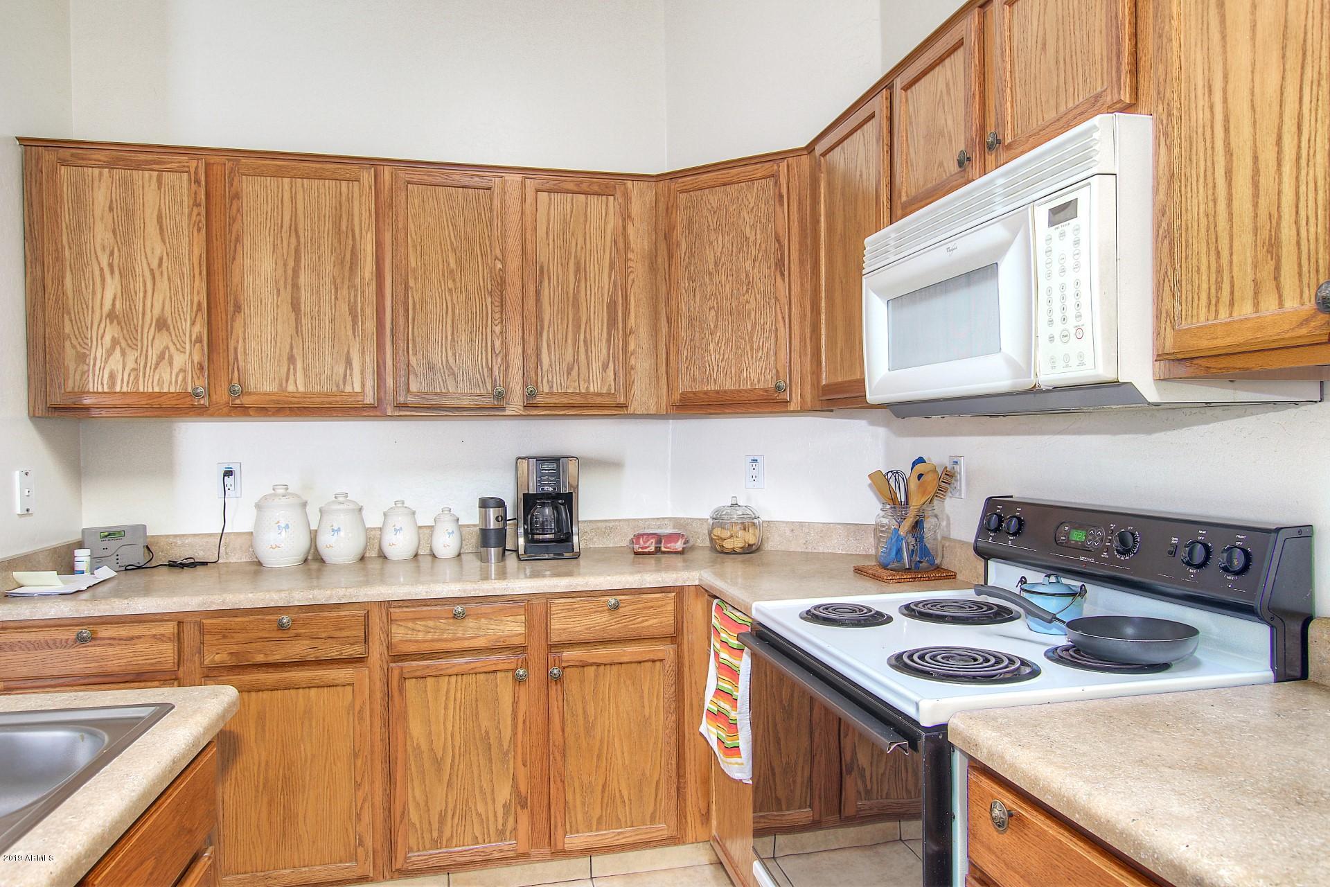 3437 West Fraktur Road Phoenix, AZ 85041 - Photo 17 of 30 IMG_0387_88_89_90_91 PhotoS