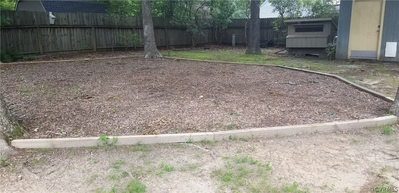 9120 Quail Ridge Road Chesterfield, VA 23832 - Photo 6 of 30 a view of a backyard