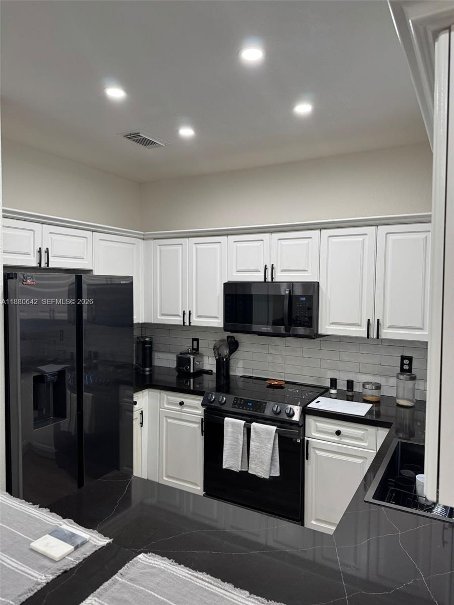 12453 Southwest 125th Terrace Miami, FL 33186 - Photo 12 of 30